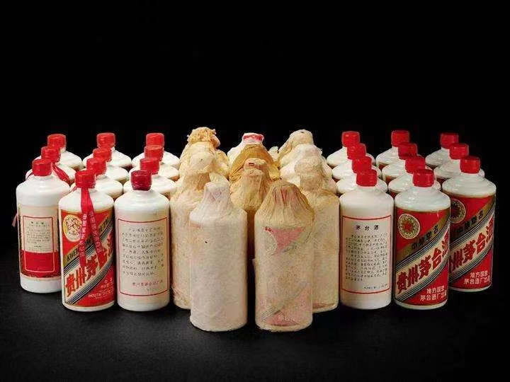 麻洋镇日照岚山回收酒价格哪里回收(附近上门回收茅台酒）?